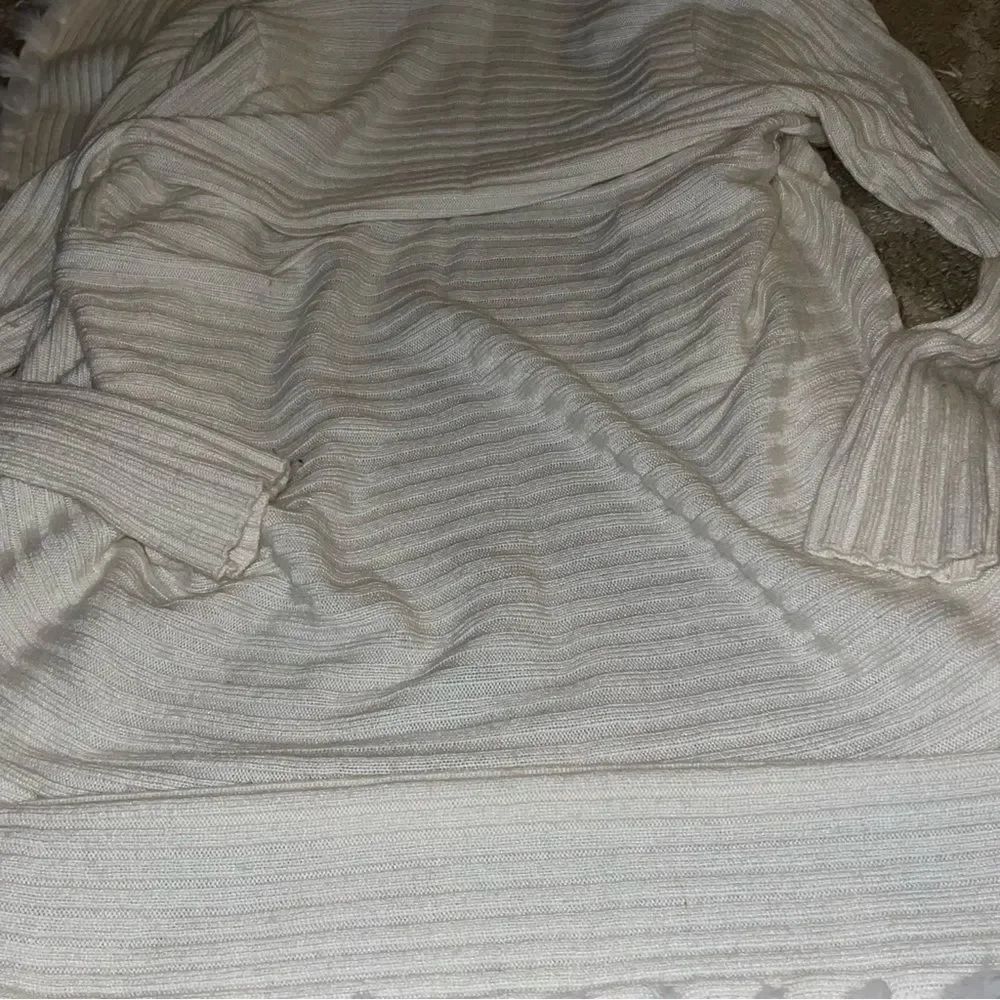 Chicos size 0 sweater - Picture 6 of 6